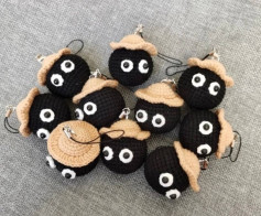 Crochet Dust Bunnies with Cute Hats Keychains Pattern