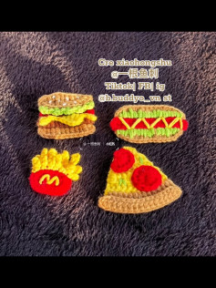 Crochet Fast Food Amigurumi: Burger, Hotdog, Fries, and Pizza