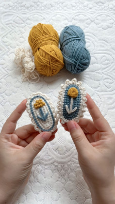 Crochet Flower Brooches with Yellow and Blue Yarn Patterns