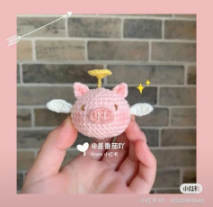 Crochet Pattern for a Cute Angelic Pig Amigurumi