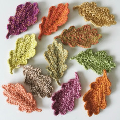 Crochet Pattern for Colorful Autumn Oak Leaves