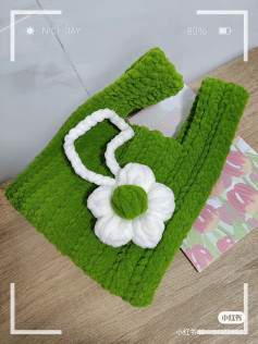 Crochet Pattern for Green Bag with White Floral Accent