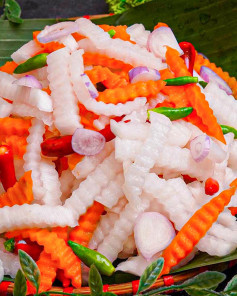 Củ Cải Ngâm Chua Ngọt Giòn Rụm Ngày Tết