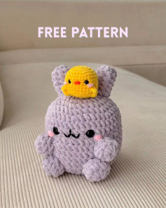 Cute Crochet Bunny and Chick Amigurumi Free Pattern
