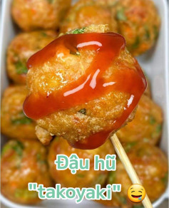 Đậu hũ takoyaki cho bữa trưa nè 🤤