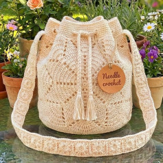 Elegant Crochet Bag Design with Floral Patterns and Tassels