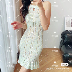 Elegant Crochet Dress Pattern with Delicate Openwork Design