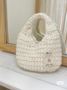 Elegant Handmade Crochet Bag with Simple Design