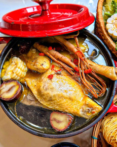 Gà Hầm Nhân Sâm Bổ Dưỡng - Tái Tạo Năng Lượng