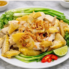 Gà Hấp Muối Ngải Cứu Thơm Ngon, Da Vàng Giòn Rụm