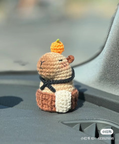 Hướng dẫn móc len thú dễ thương với trái bí nhỏ trên đầu