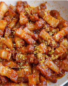 Thịt Ba Chỉ Rim Mắm Sả Thơm Ngon, Cay Nồng