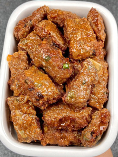 Thịt Chiên Giòn Sốt Mật Ong Chấm Ngọt