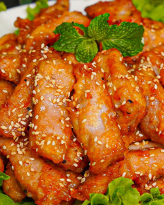 Thịt Thăn Heo Chiên Trứng Sốt Chua Ngọt Tươi Mát Ngon Tuyệt