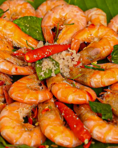Tôm Rang Muối Hột Lá Chanh Cay Nồng Ngày Lạnh