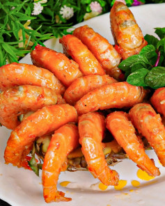 Tôm Sốt Thơm Chua Ngọt Vàng Giòn Bày Lên Là Thấy Sang Liền