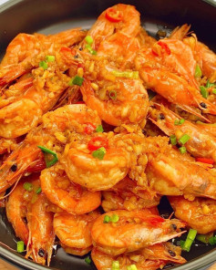 Tôm Xào Tỏi Ớt Cay Mặn Ngọt Ngào Hòa Quyện