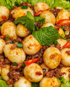 Trứng Cút Rim Thịt Bằm Sánh Kẹo Thơm Lừng