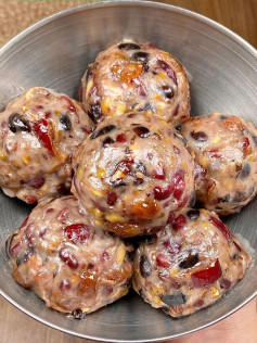 Viên Hấp Đậu Nếp Táo Khô Ngọt Bùi