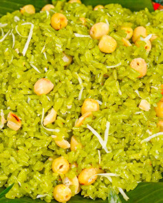 Xôi Hạt Sen Lá Dứa Xanh Ngọc Béo Ngậy