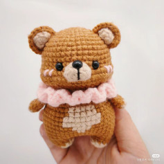 Adorable Crochet Bear with Pink Ruffle Collar Pattern