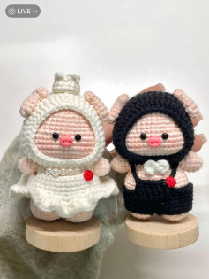 Chart móc đôi heo cô dâu chú rể