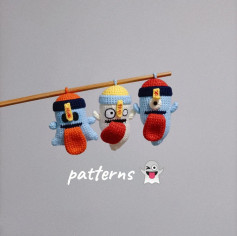 Chart móc len ma ngộ nghĩnh với lưỡi dài dễ thương