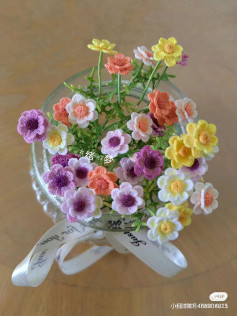 Crochet Flower Bouquet Pattern: Colorful Blossoms for Home Decor
