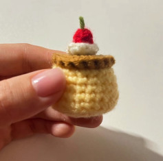 Crochet Miniature Cake Pattern with Cherry on Top