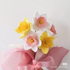 Crochet Pattern for Beautiful Daffodil Bouquet