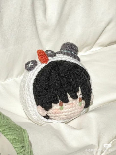 Cute Crochet Doll with Snowman Hat Pattern
