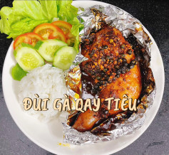 ĐÙI GÀ QUAY TIÊU