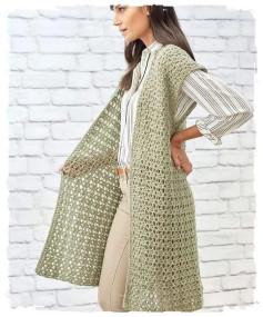 Elegant Crochet Vest Pattern for Stylish Layering