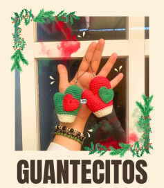 Guantecitos de Crochet con Corazones para Navidad