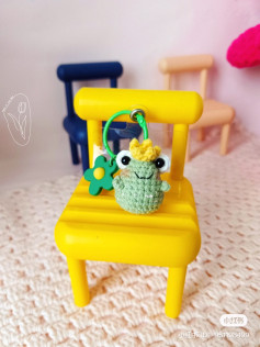 Hướng dẫn móc len: Tạo hình chú ếch nhỏ xinh xắn.