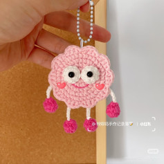 Hướng dẫn tạo móc khóa len hình đám mây hồng dễ thương