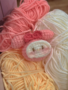 Móc len hình chú thỏ dễ thương với màu sắc pastel