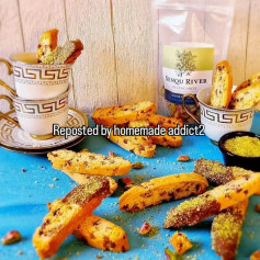 Pistachio Chocolate Delight Biscotti