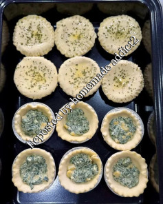 Savory Spinach and Feta Mini Pies