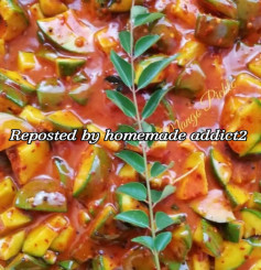 Spicy Green Mango Pickle with Apricot Twist