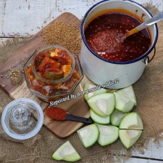 Spicy Mango and Fenugreek Seed Pickle Delight