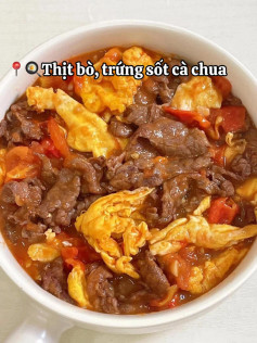 Thịt bò trứng sốt cà chua thơm ngon đậm đà