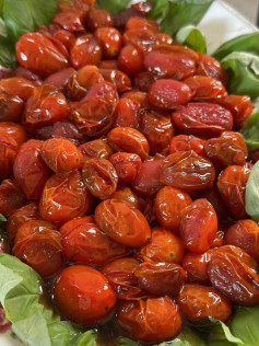 Tomates Cherry Caramelizados con Ajo y Miel al Horno