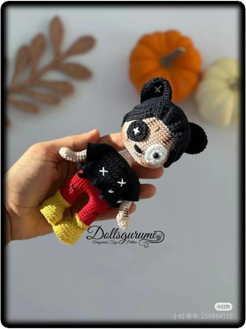 Amigurumi Crochet Pattern Tutorial for Mickey Mouse Doll
