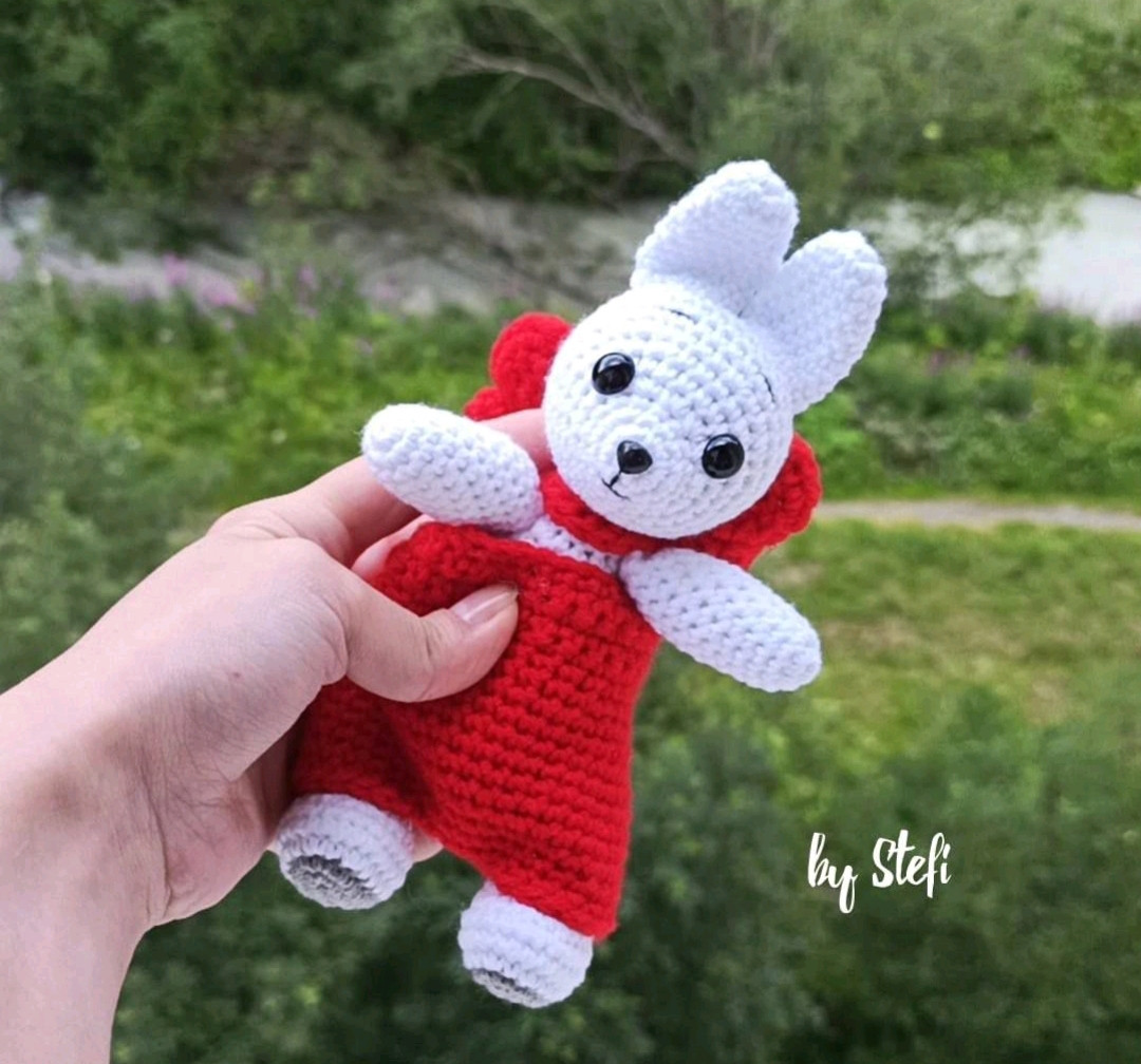 Amigurumi Rabbit Pattern: White Bunny in Red Outfit