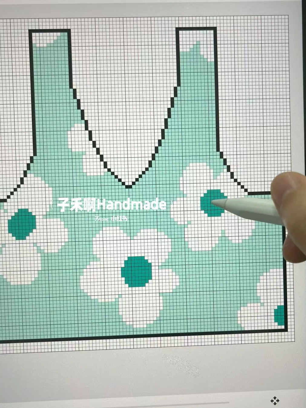 Áo len móc không tay họa tiết hoa cúc xanh mint, kèm chart hướng dẫn chi tiết