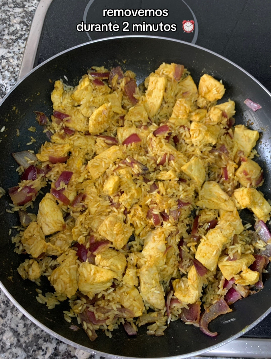 Arroz con pollo al curry: receta fácil y deliciosa