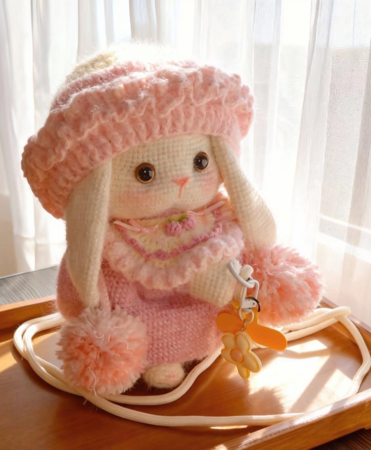 Bảng chart móc túi thỏ Monst màu hồng kem, len nhung