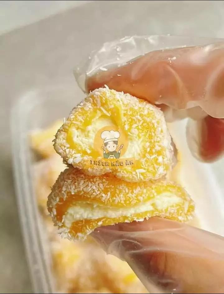 Bánh cuốn khoai lang nhân phô mai dừa