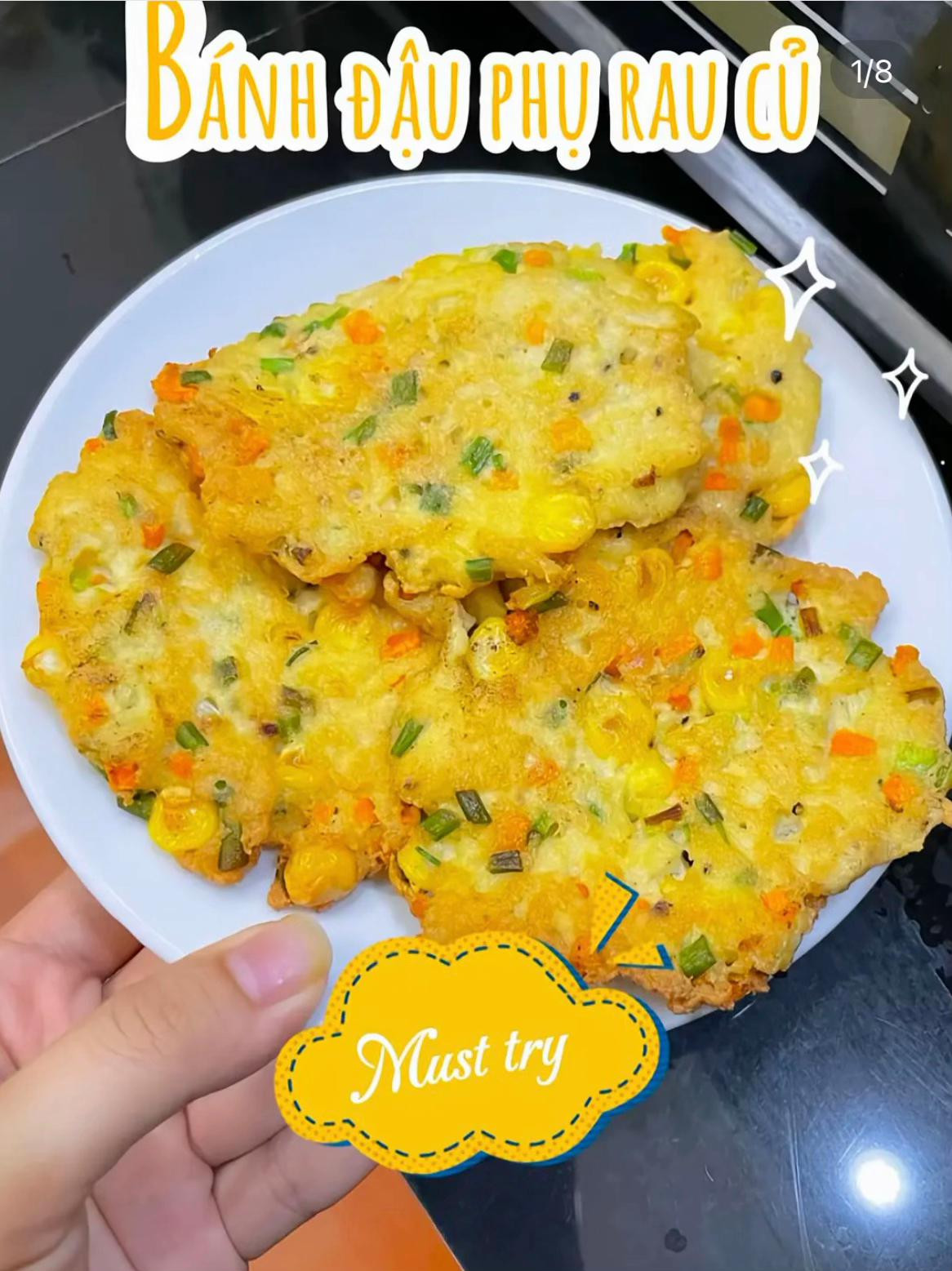 Bánh đậu phụ rau củ healthy thơm ngon, giòn rụm với cà rốt, ngô ngọt và hành lá